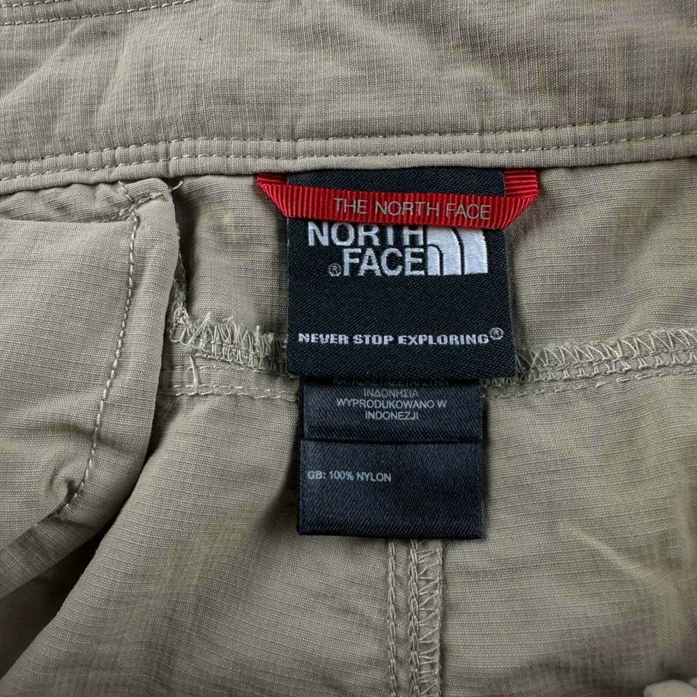 The North Face Mens Khaki Tan Nylon Ripstop Cargo Shorts Large Regular 9 Inseam